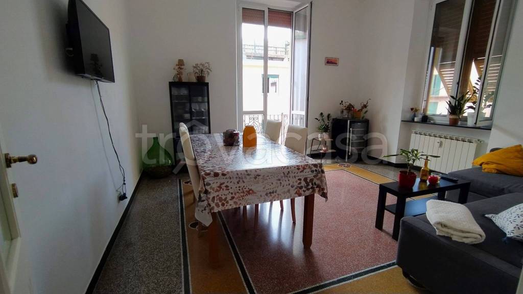appartamento in affitto a Genova in zona Carignano