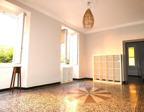 appartamento in affitto a Genova in zona Sottoripa / Maddalena / Molo