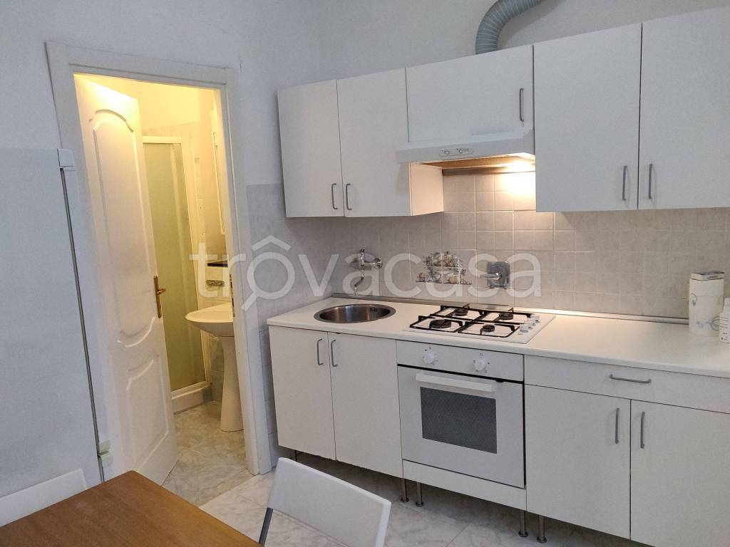 appartamento in affitto a Genova in zona Sottoripa / Maddalena / Molo