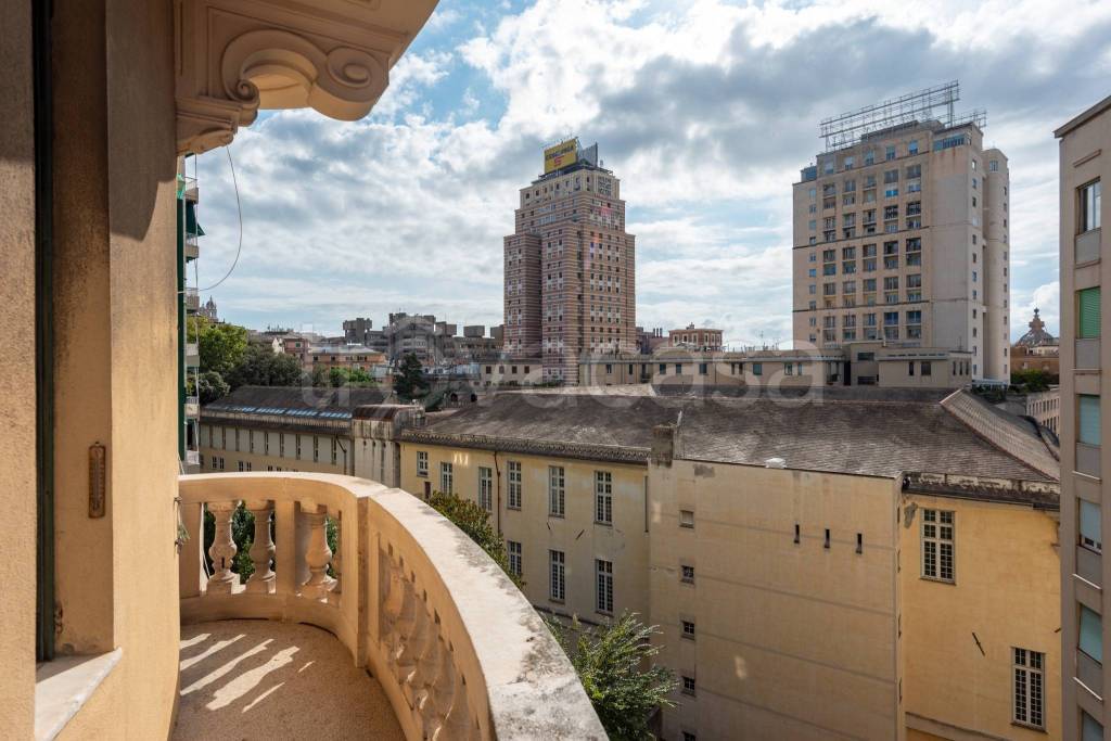 appartamento in affitto a Genova in zona Carignano