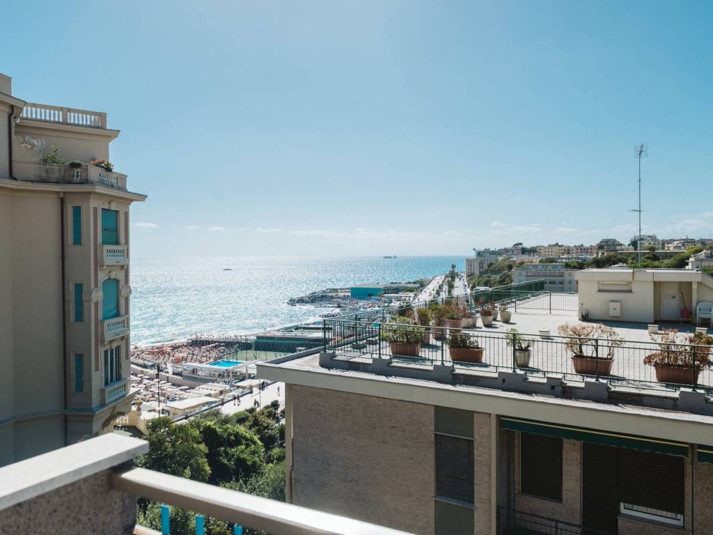 appartamento in affitto a Genova in zona Sturla