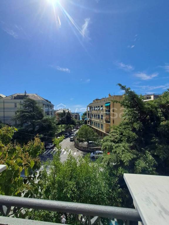appartamento in affitto a Genova in zona Albaro