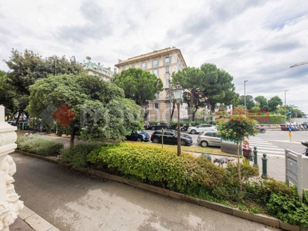 ufficio in affitto a Genova in zona Carignano