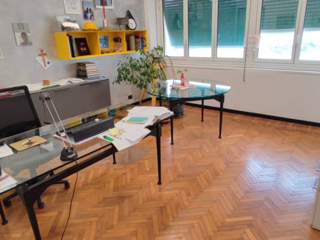ufficio in affitto a Genova in zona Foce