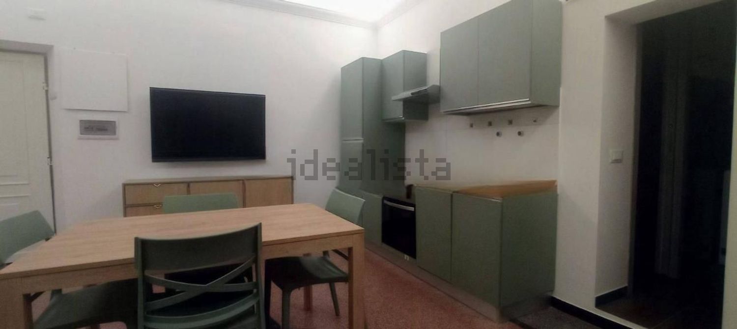 appartamento in affitto a Genova in zona Sottoripa / Maddalena / Molo