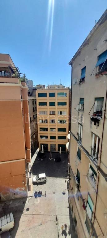 appartamento in affitto a Genova in zona Sottoripa / Maddalena / Molo