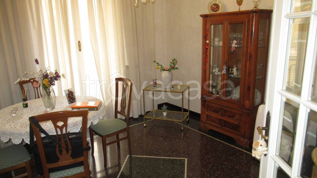 appartamento in affitto a Genova in zona Staglieno