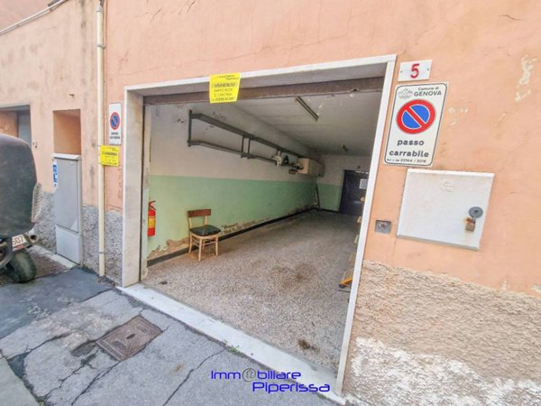 ufficio in affitto a Genova in zona Certosa