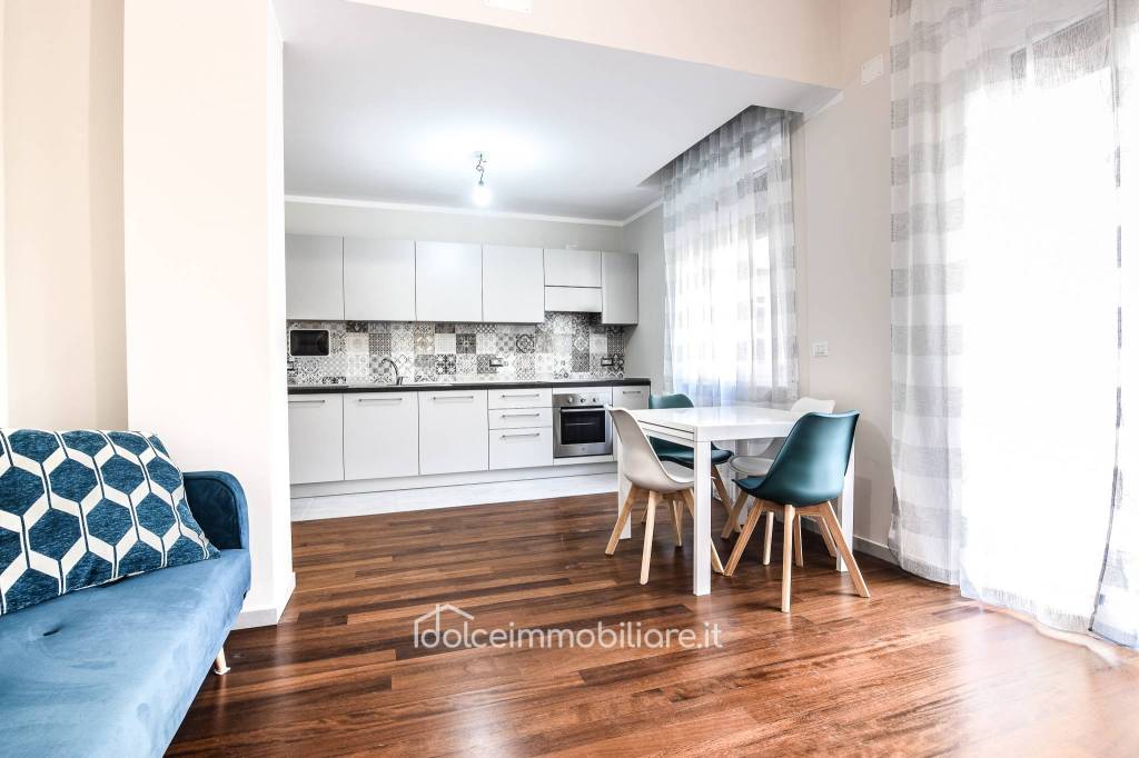 appartamento in affitto a Genova in zona Carignano