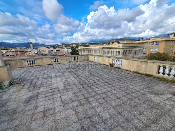 appartamento in affitto a Genova in zona Albaro