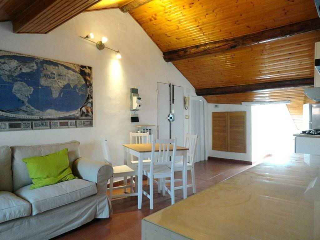 appartamento in affitto a Genova in zona Marassi