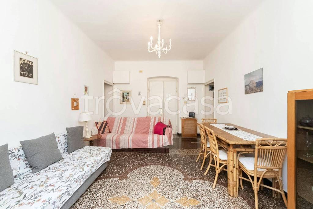 appartamento in affitto a Genova in zona Foce