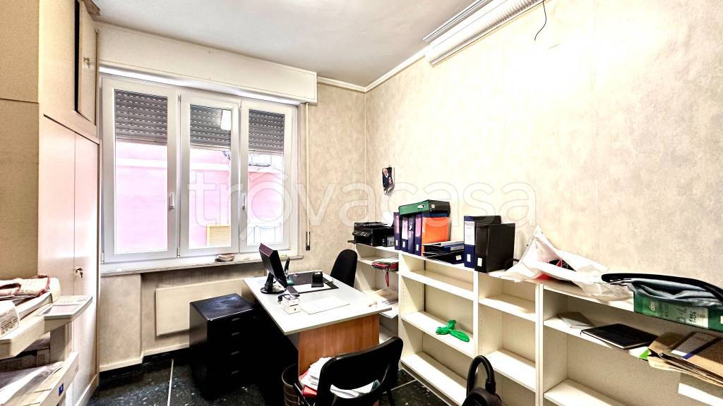 appartamento in affitto a Genova in zona Carignano