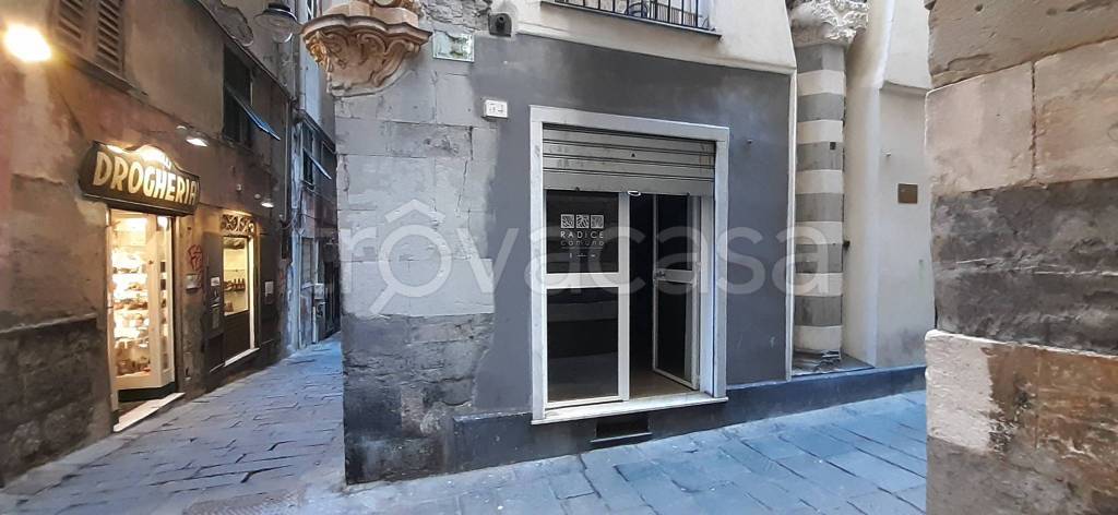 appartamento in affitto a Genova in zona Sottoripa / Maddalena / Molo
