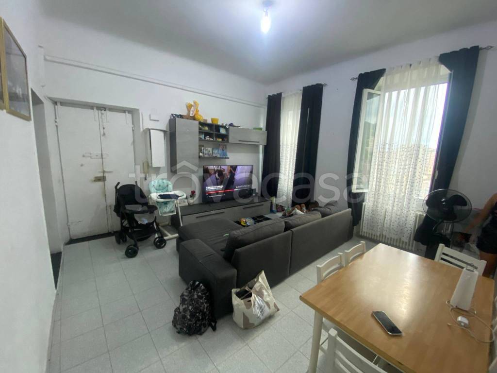 appartamento in affitto a Genova in zona Sestri Ponente