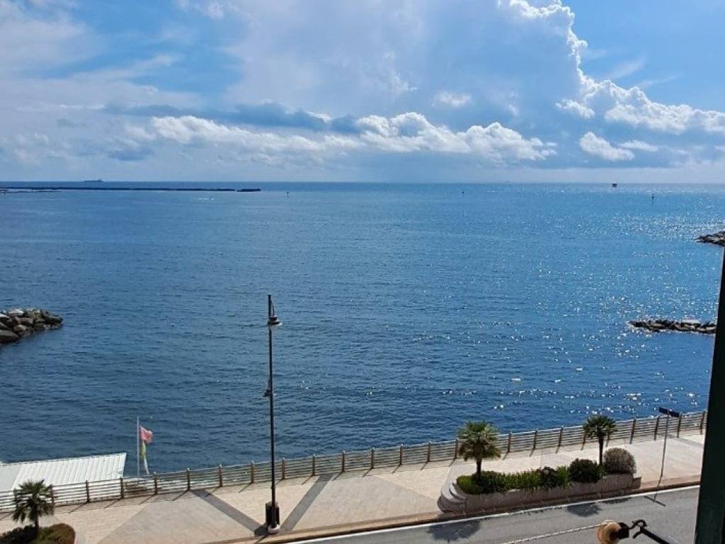 appartamento in affitto a Genova in zona Pegli