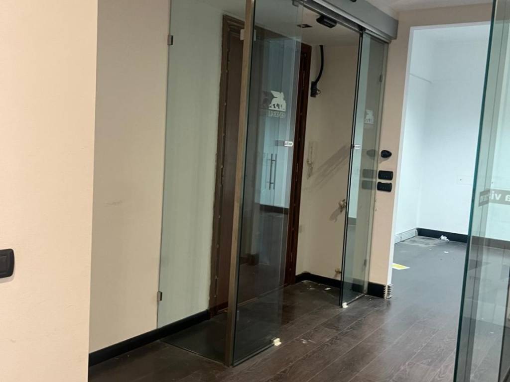 ufficio in affitto a Genova in zona Sturla