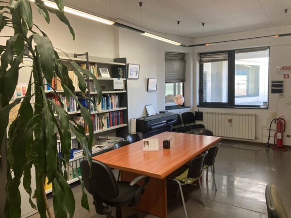 ufficio in affitto a Genova