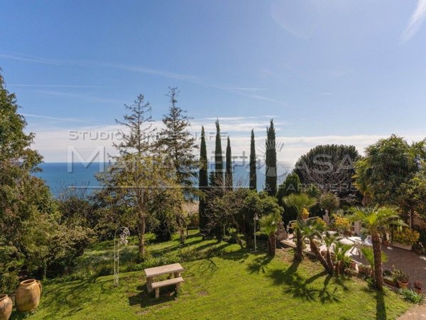 appartamento in affitto a Genova in zona Crevari