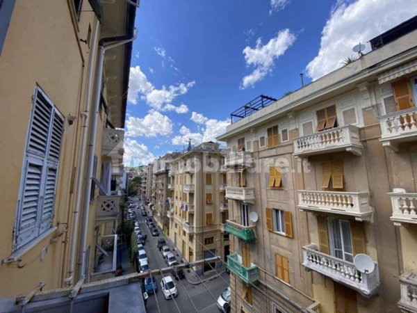 appartamento in affitto a Genova in zona Sestri Ponente