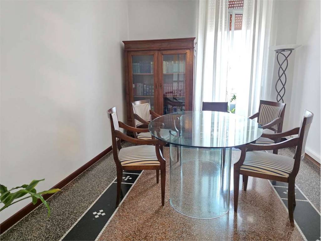 appartamento in affitto a Genova