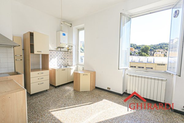appartamento in affitto a Genova in zona Sestri Ponente