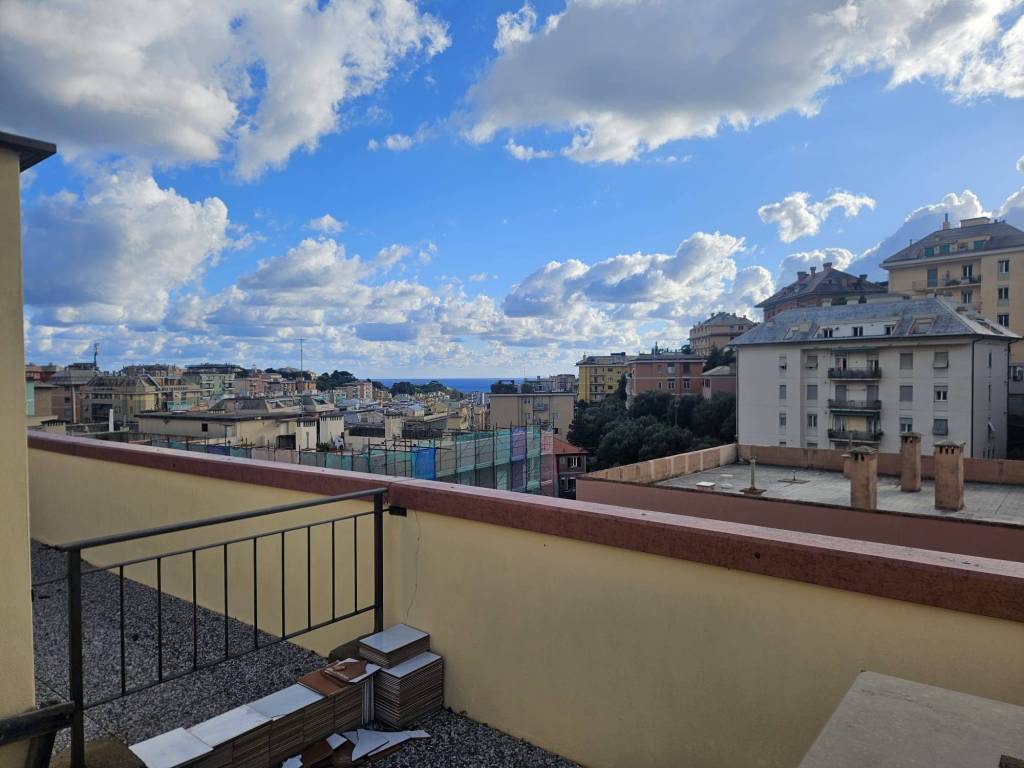 appartamento in affitto a Genova in zona Sturla