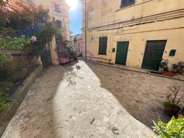 appartamento in affitto a Genova