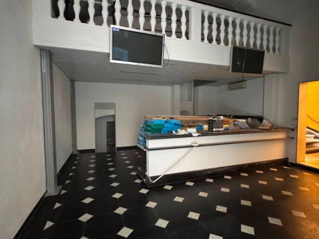 negozio in affitto a Genova in zona Centro Storico