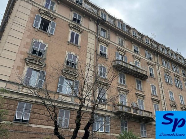 negozio in affitto a Genova in zona Quezzi