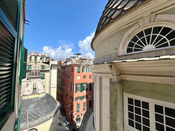 appartamento in affitto a Genova in zona Sottoripa / Maddalena / Molo