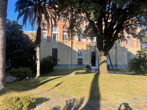 appartamento in affitto a Genova in zona Carignano