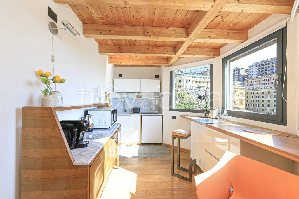 appartamento in affitto a Genova in zona Castelletto