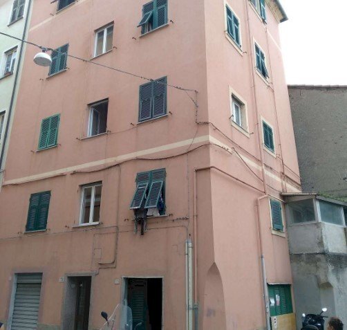 appartamento in affitto a Genova in zona Rivarolo