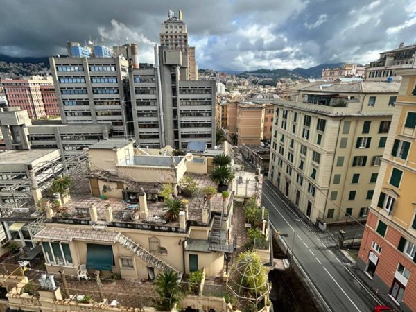 appartamento in affitto a Genova in zona Carignano
