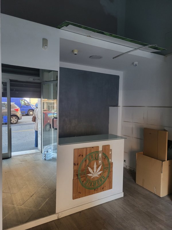 negozio in affitto a Genova in zona Marassi