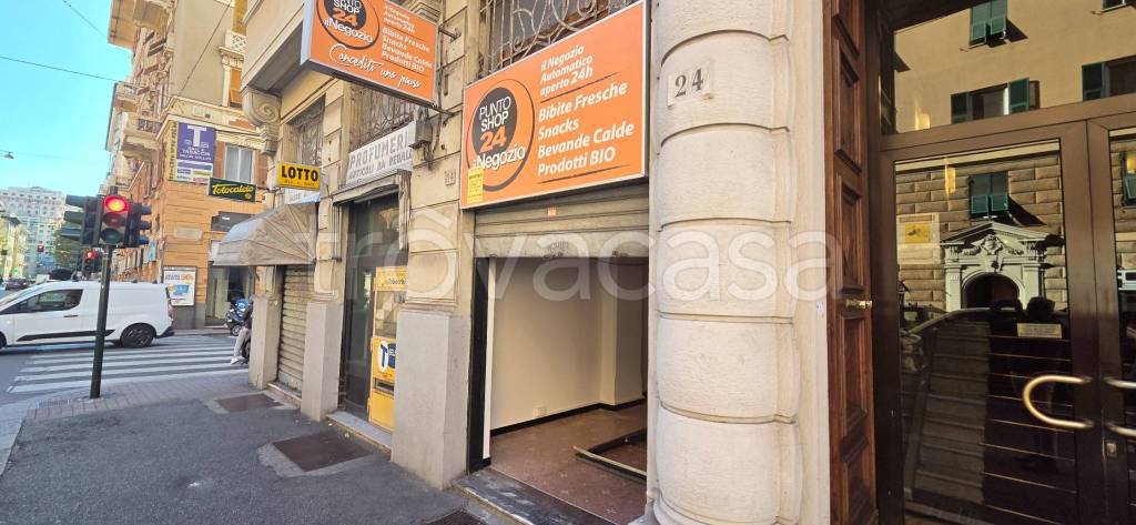 negozio in affitto a Genova in zona Foce