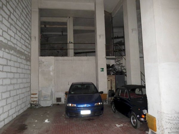 ufficio in affitto a Genova in zona Lagaccio / Granarolo