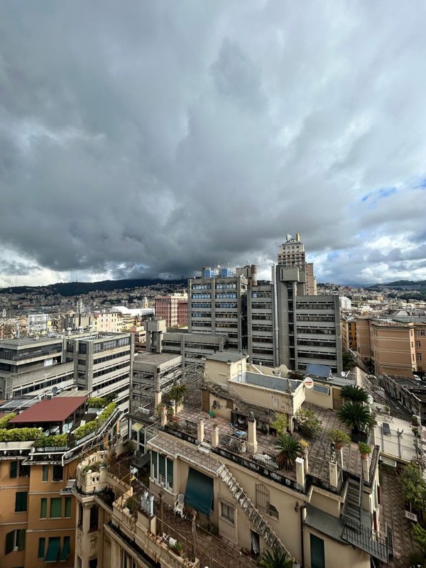 appartamento in affitto a Genova in zona Carignano