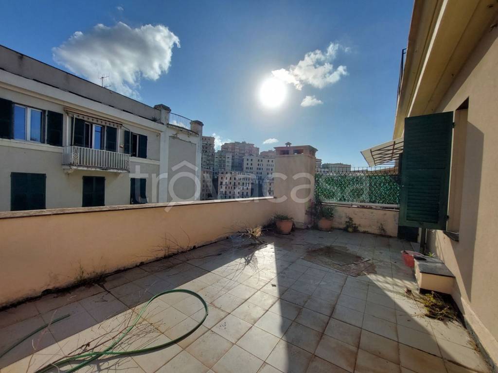 appartamento in affitto a Genova in zona Oregina