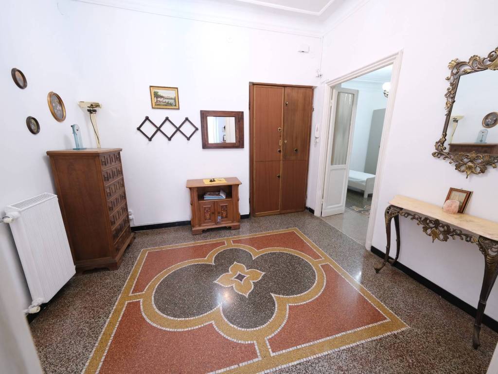 appartamento in affitto a Genova in zona Sestri Ponente