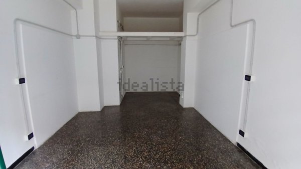 negozio in affitto a Genova in zona Pegli