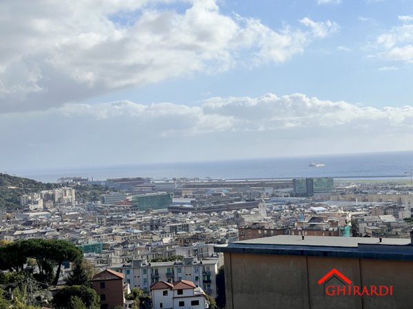 appartamento in affitto a Genova in zona Sestri Ponente