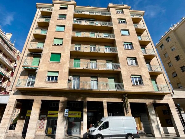 ufficio in affitto a Genova in zona Pegli