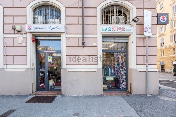 casa indipendente in affitto a Genova in zona Foce