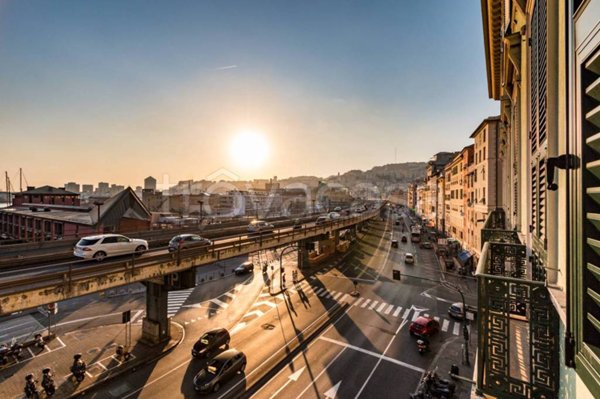 appartamento in affitto a Genova in zona Sottoripa / Maddalena / Molo