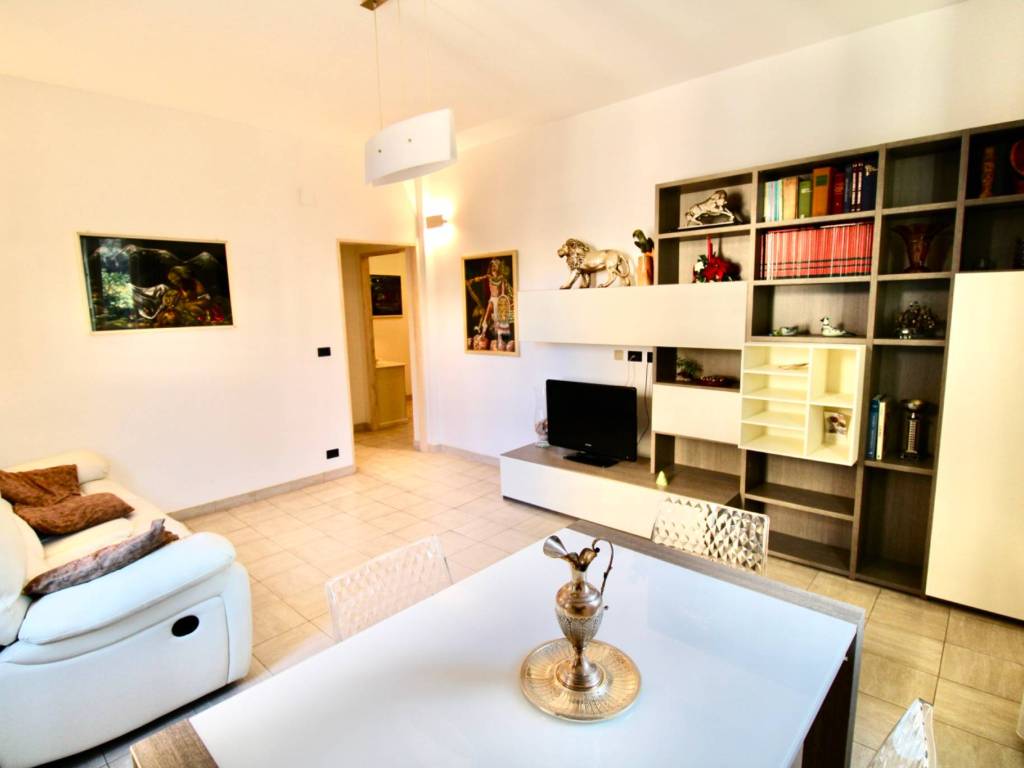 appartamento in affitto a Genova in zona Sturla