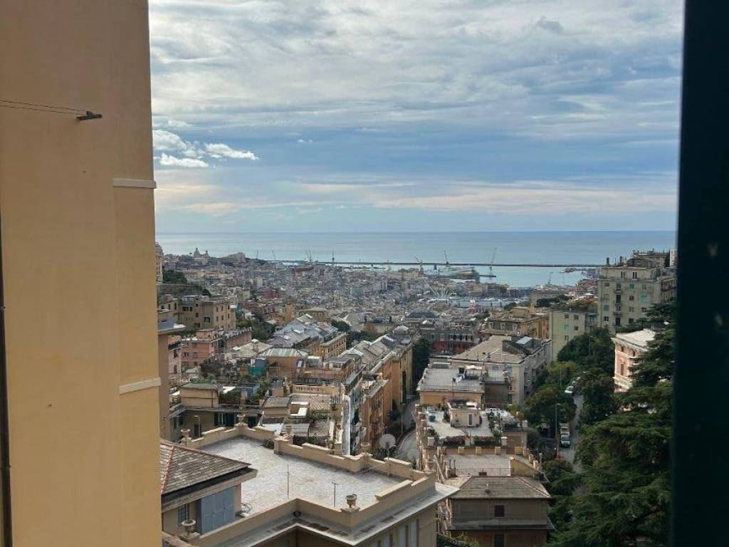 appartamento in affitto a Genova in zona Castelletto