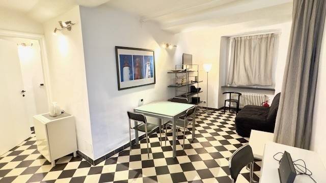 appartamento in affitto a Genova in zona Sottoripa / Maddalena / Molo