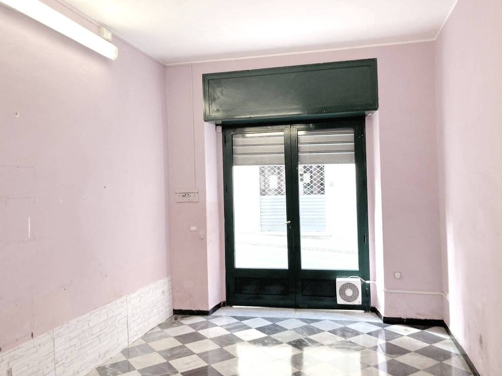 negozio in affitto a Genova in zona Nervi